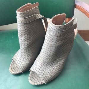 JOIE WEDGE OPEN TOE LEATHER HEEL SNAKESKIN PATTERN
